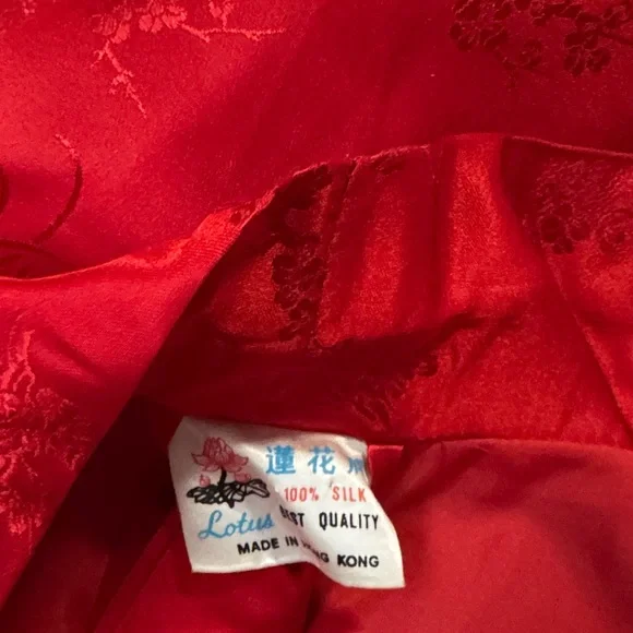 Lotus Vibrant Red Women's Kimono 100%silk - Picture 7 of 7